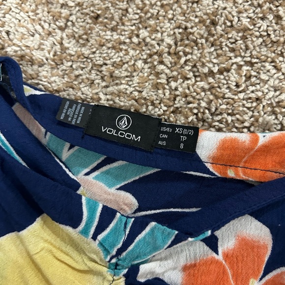 Volcom Dress - Picture 2 of 2